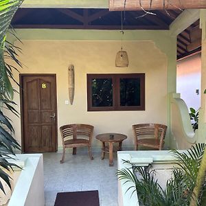 Bungalow Garden View